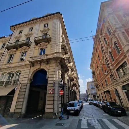 Apartamento Fil-rouge - Elegante E Tranquilla Vista In Centro Turim